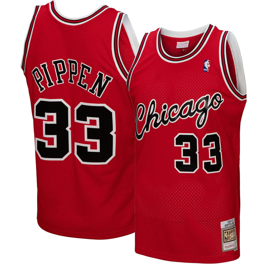Mens Chicago Bulls Scottie Pippen Mitchell & Ness Red 2003 Hardwood Classics Swingman Jersey